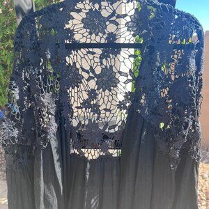 Women's Black SZ XL lightweight. crochet. bell sleeve. v-neck. button up. blouse